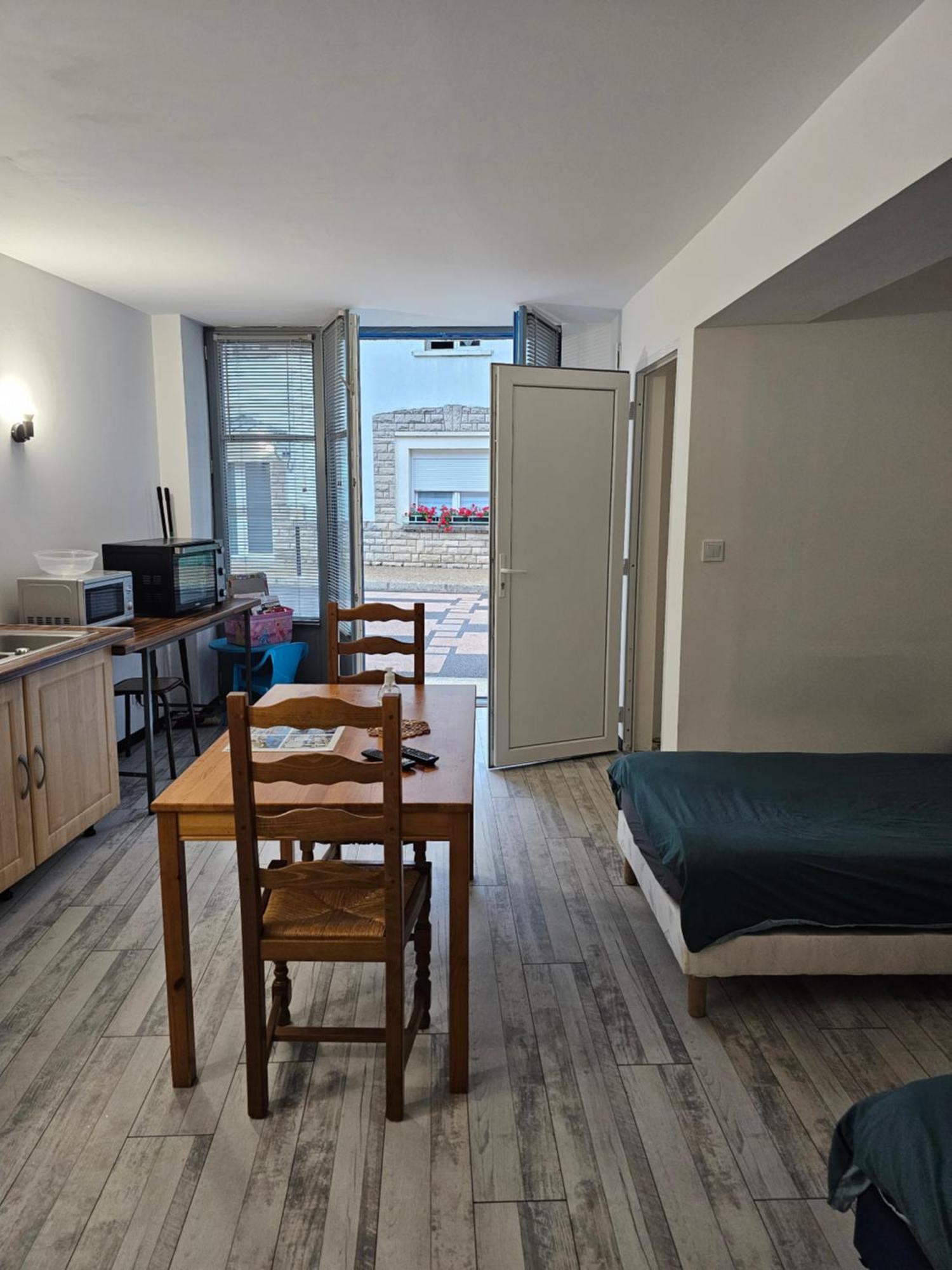 Studio Fains-Les-Sources Zewnętrze zdjęcie